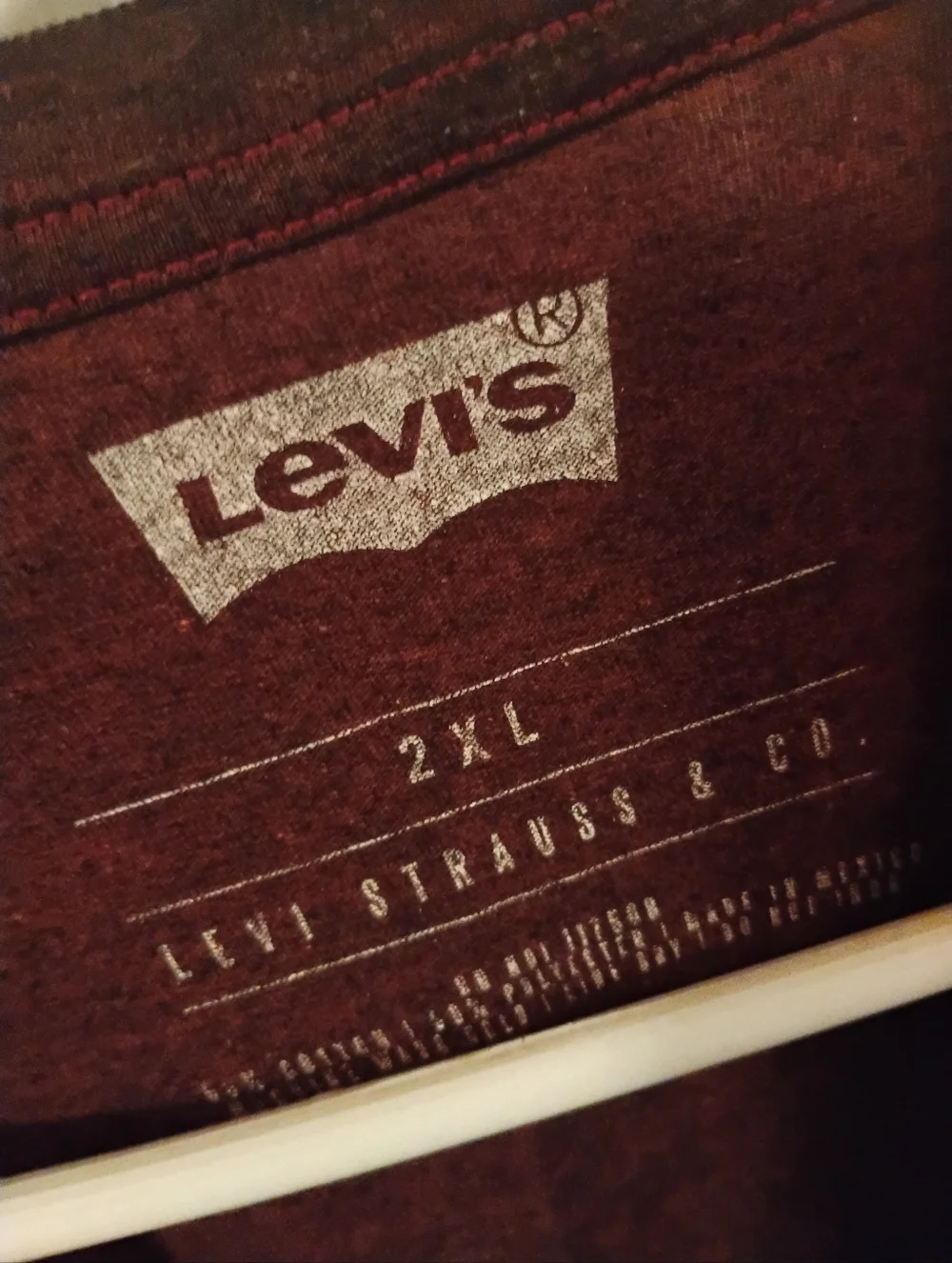 Levis add classic